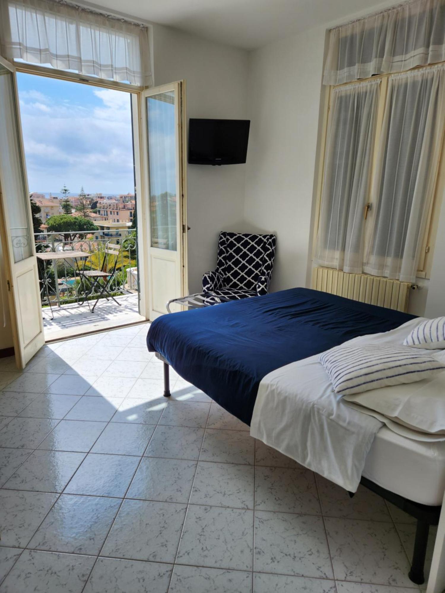 Villa Virginia Bordighera Kamer foto